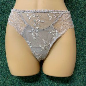 Lise Charmel Medium Panty Raffinement NWT